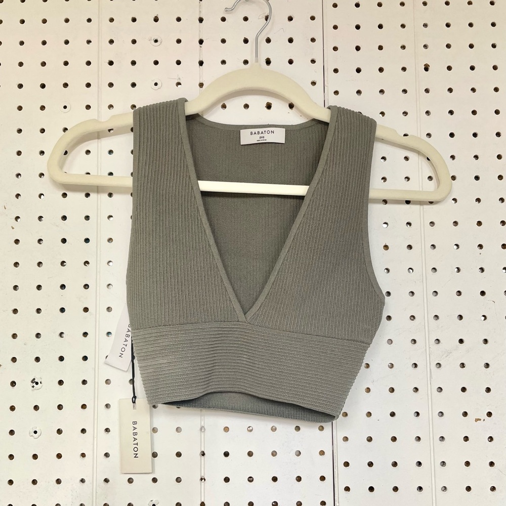 Babaton Carlotta V Neck Crop Top in Olive Leag Green